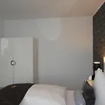 Asahi 4* Dusseldorf