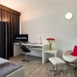 Asahi 4* Dusseldorf