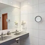 Asahi Hotel 4*