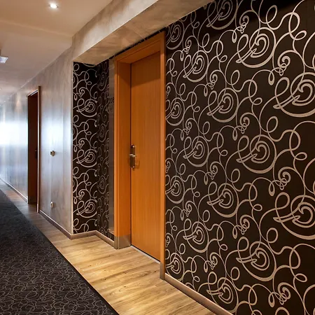 Asahi Hotel