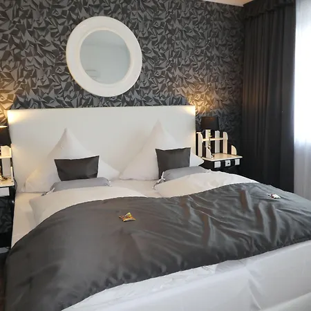 Asahi 4* Dusseldorf