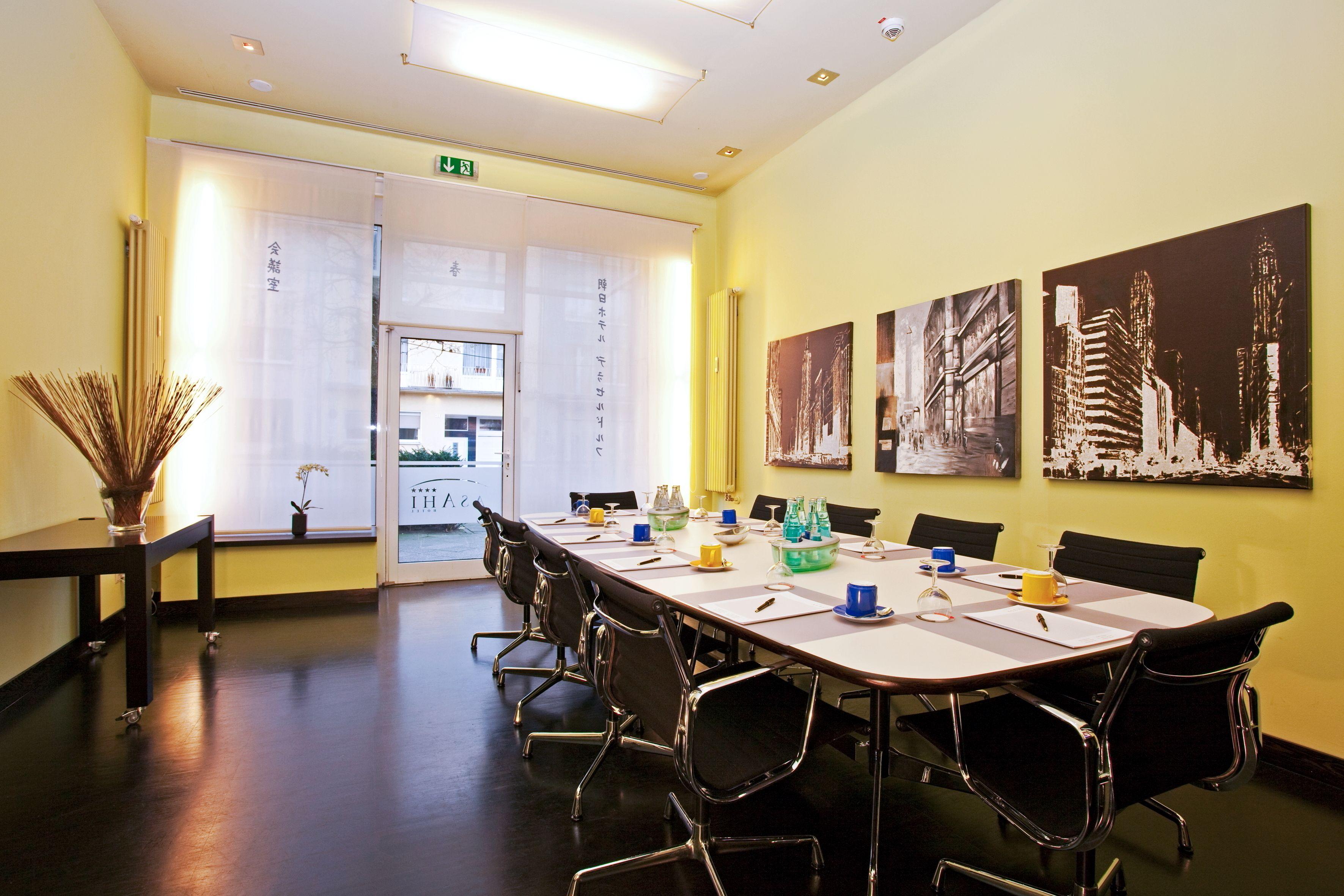 Asahi 4* Düsseldorf